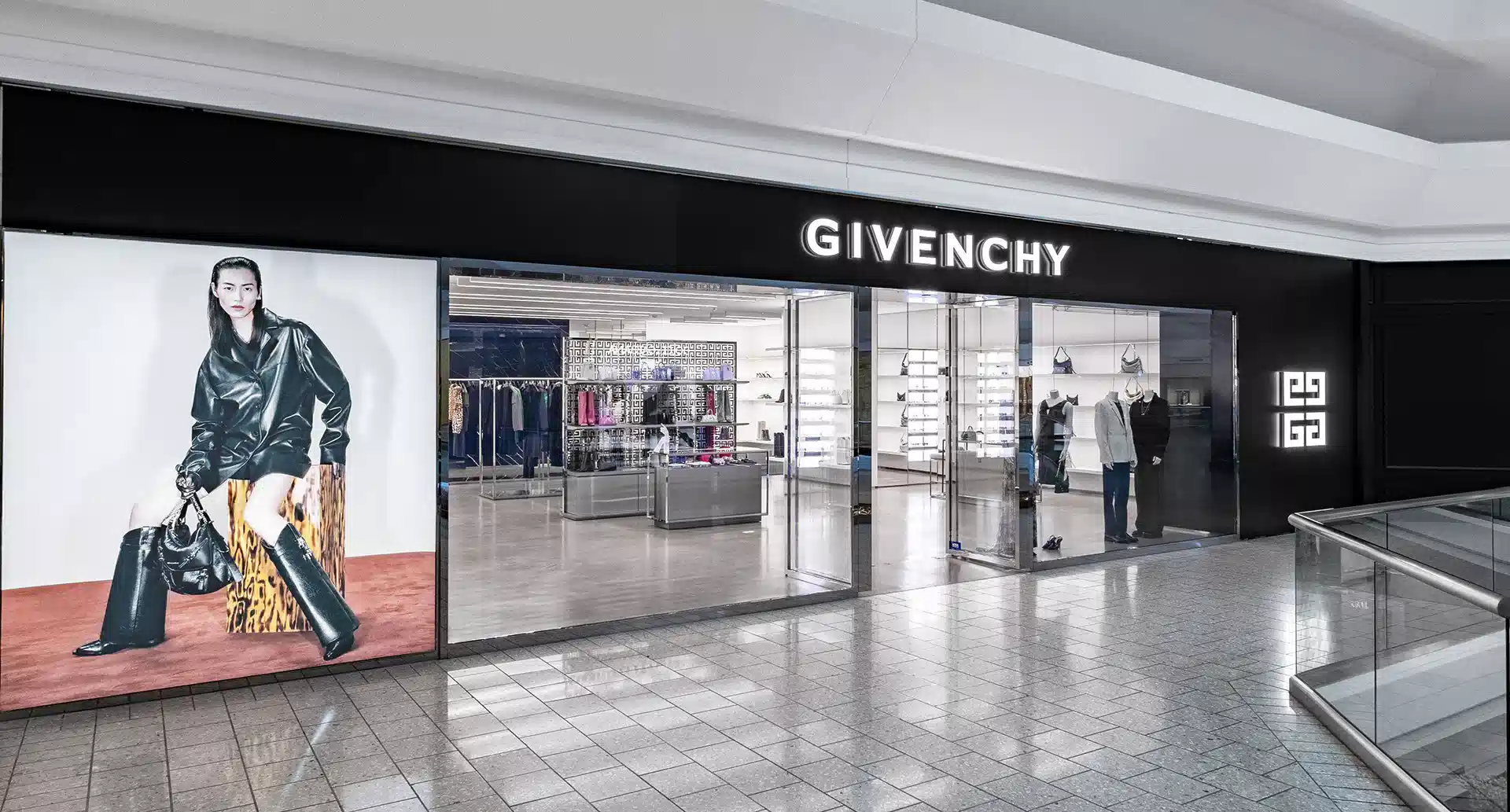Banner 1 - Givenchy Sverige