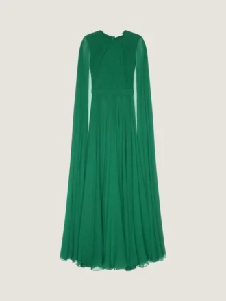 Aftonklänning i silkeskrepp med cape