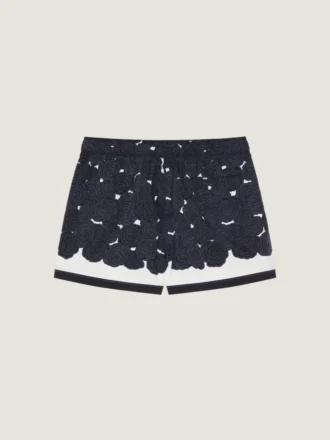 Badshorts med blommönster
