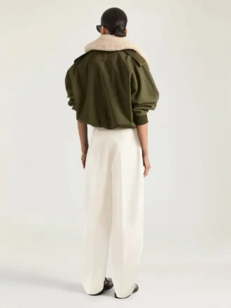 Bomberjacka i bomull och ull med krage i fårskinn