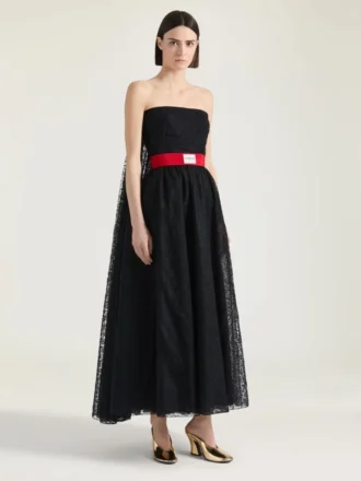 Bustier-kap-kvällsklänning i spets