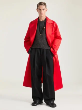 Couture-kapp med sömmar i satin