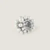 Crystal Pearl-örhänge i metall och pärlor Crystal Pearl-örhänge i metall och pärlor