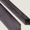 Givenchy-slips i siden med jacquarddetaljer Givenchy-slips i siden med jacquarddetaljer