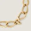 Halsband med kedjelänkar i metall