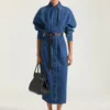 Kokongklänning i mellanblå denim Kokongklänning i mellanblå denim