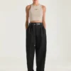 Kort linne i bomull med Givenchy Paris-tryck Kort linne i bomull med Givenchy Paris-tryck