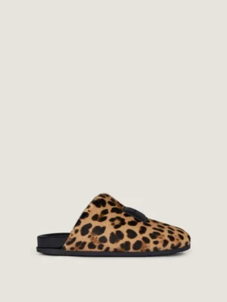 Label Flat Mules i läder med ponnyeffekt och leopardmönster Label Flat Mules i läder med ponnyeffekt och leopardmönster