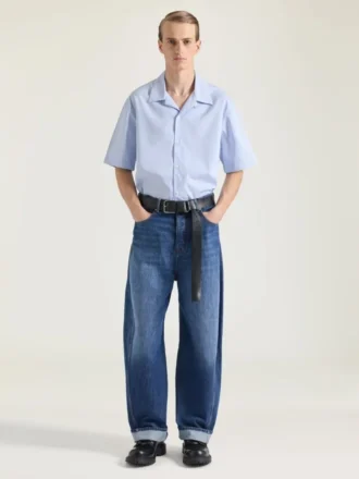 Långt bälte i kornat läder