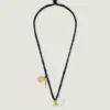 Lucky Charms-halsband i siden, metall och emalj Lucky Charms-halsband i siden, metall och emalj