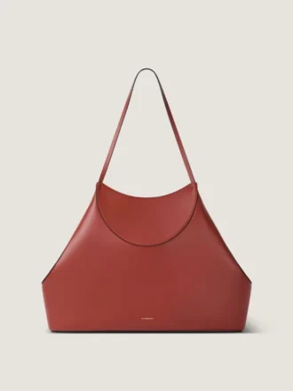 Medium Facet-tote i kornat läder