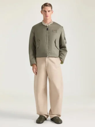 Bomberjacka i nylon med Givenchy Paris-märke