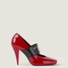 Pumps i lackläder med skuren fyrkantig Givenchy-remsa Pumps i lackläder med skuren fyrkantig Givenchy-remsa