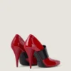 Pumps i lackläder med skuren fyrkantig Givenchy-remsa Pumps i lackläder med skuren fyrkantig Givenchy-remsa