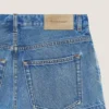 Shorts i mellablå denim