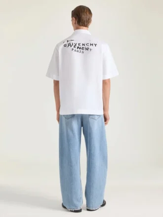 Skjorta i poplin med Givenchy-stämpeltryck