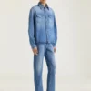 Skjorta med couture-sömmar i skuggtvättad denim Skjorta med couture-sömmar i skuggtvättad denim