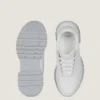Sneakers i glansigt vadderat läder Sneakers i glansigt vadderat läder