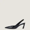 spikiga slingbacks i läder spikiga slingbacks i läder