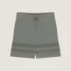 Stickade shorts med meshdetaljer