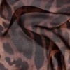 Stola i sidenchiffong med leopardmönster Stola i sidenchiffong med leopardmönster