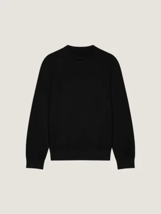 Tröja i kashmirstickning