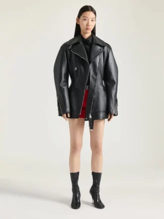 Åtsittande bikerjacka i läder